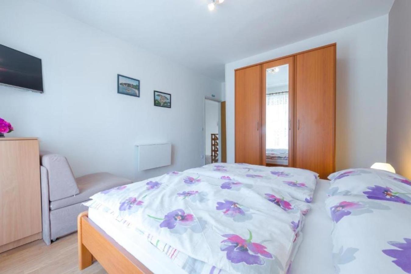 Villa Adria Apartments ツァヴタット エクステリア 写真
