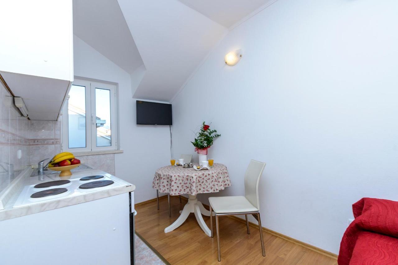 Villa Adria Apartments ツァヴタット エクステリア 写真