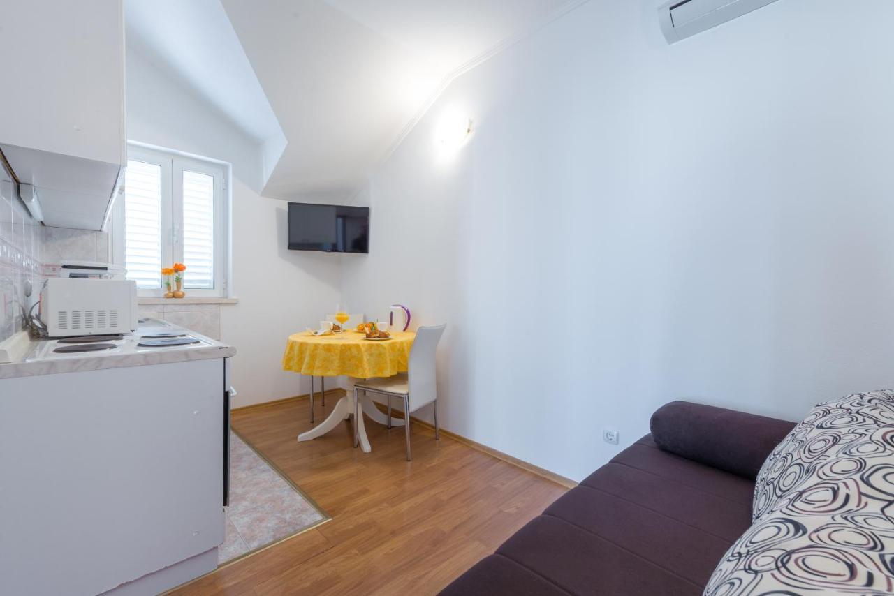 Villa Adria Apartments ツァヴタット エクステリア 写真