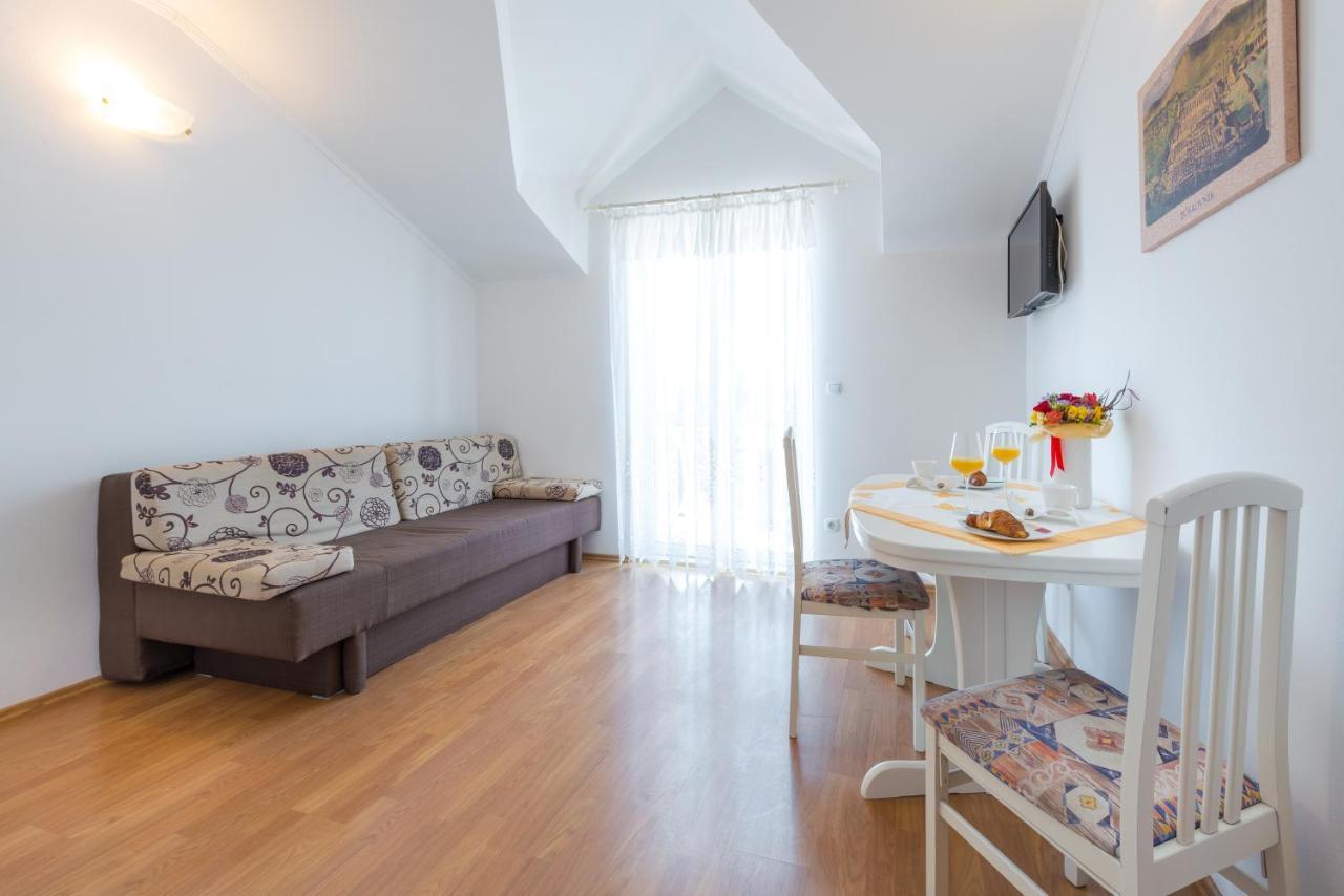 Villa Adria Apartments ツァヴタット エクステリア 写真