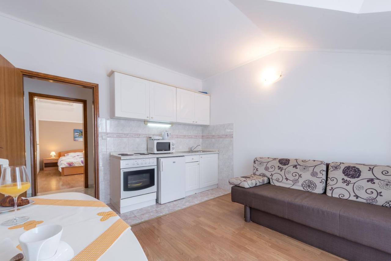 Villa Adria Apartments ツァヴタット エクステリア 写真