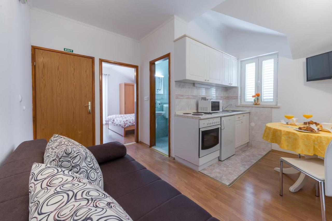 Villa Adria Apartments ツァヴタット エクステリア 写真