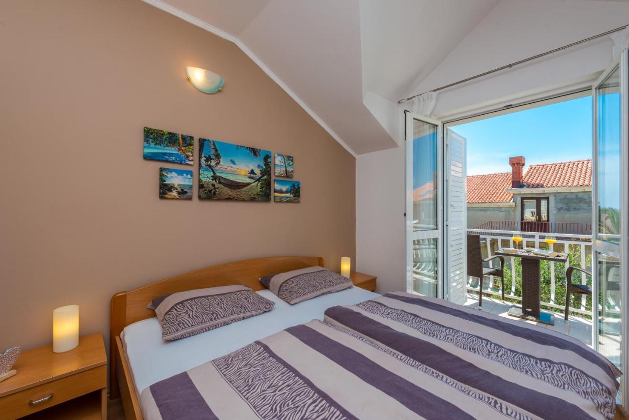 Villa Adria Apartments ツァヴタット エクステリア 写真