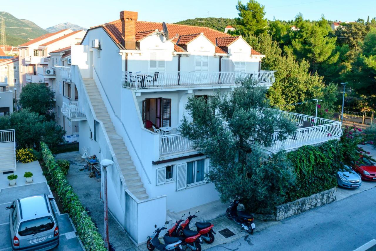 Villa Adria Apartments ツァヴタット エクステリア 写真